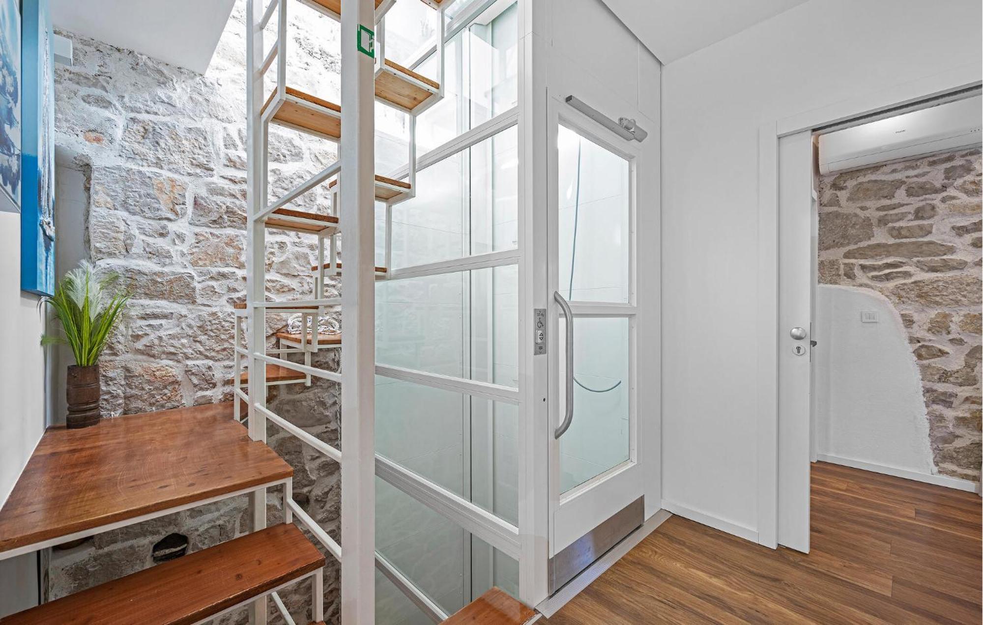 4 Bedroom Stunning Home In Μούρτερ Εξωτερικό φωτογραφία