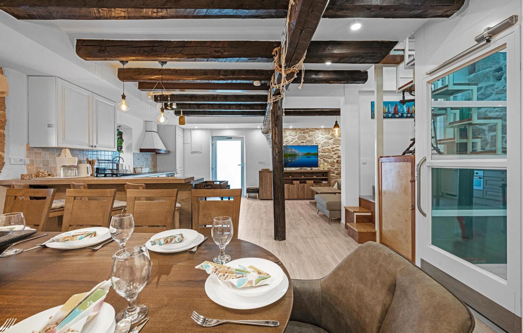 4 Bedroom Stunning Home In Μούρτερ Εξωτερικό φωτογραφία